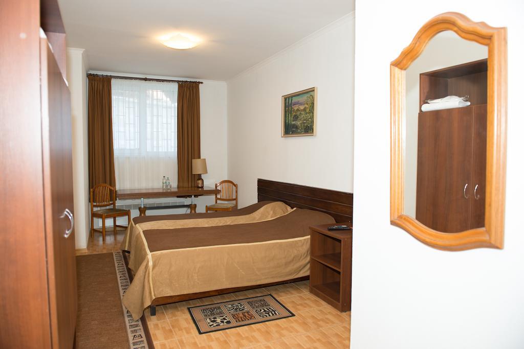Hotel Acorn Irpień Pokój zdjęcie