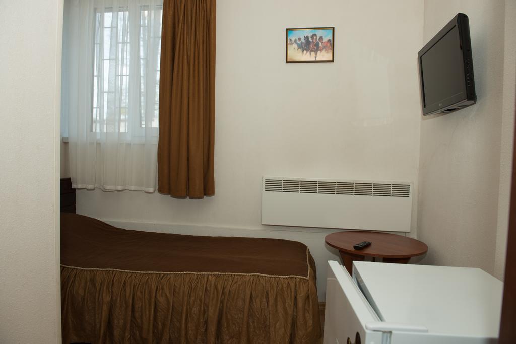 Hotel Acorn Irpień Zewnętrze zdjęcie