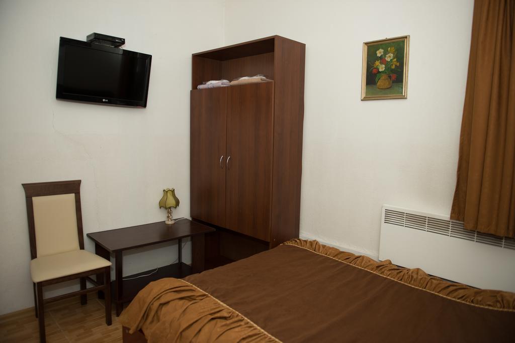 Hotel Acorn Irpień Pokój zdjęcie