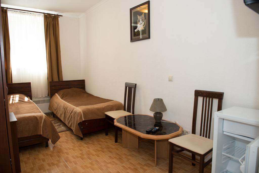Hotel Acorn Irpień Pokój zdjęcie