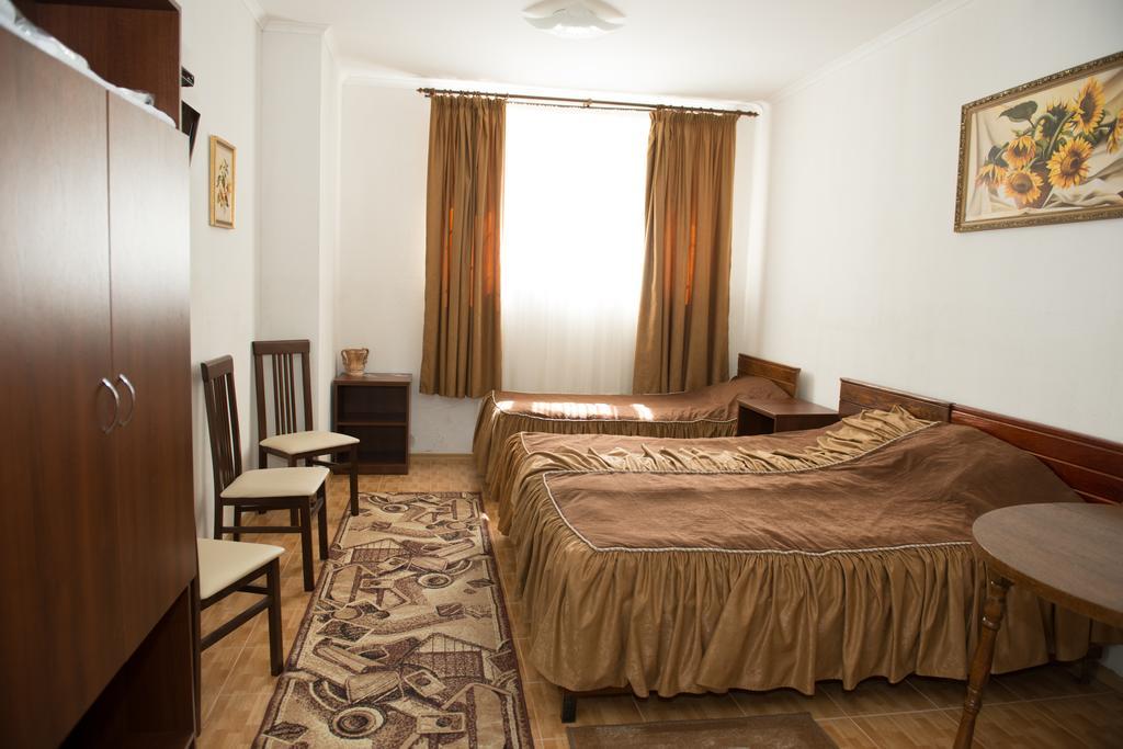 Hotel Acorn Irpień Pokój zdjęcie